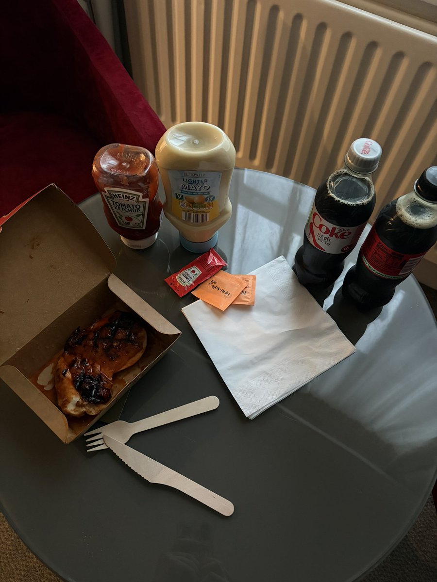 Lani 2 day b/p free, bulimia+sh tweet media