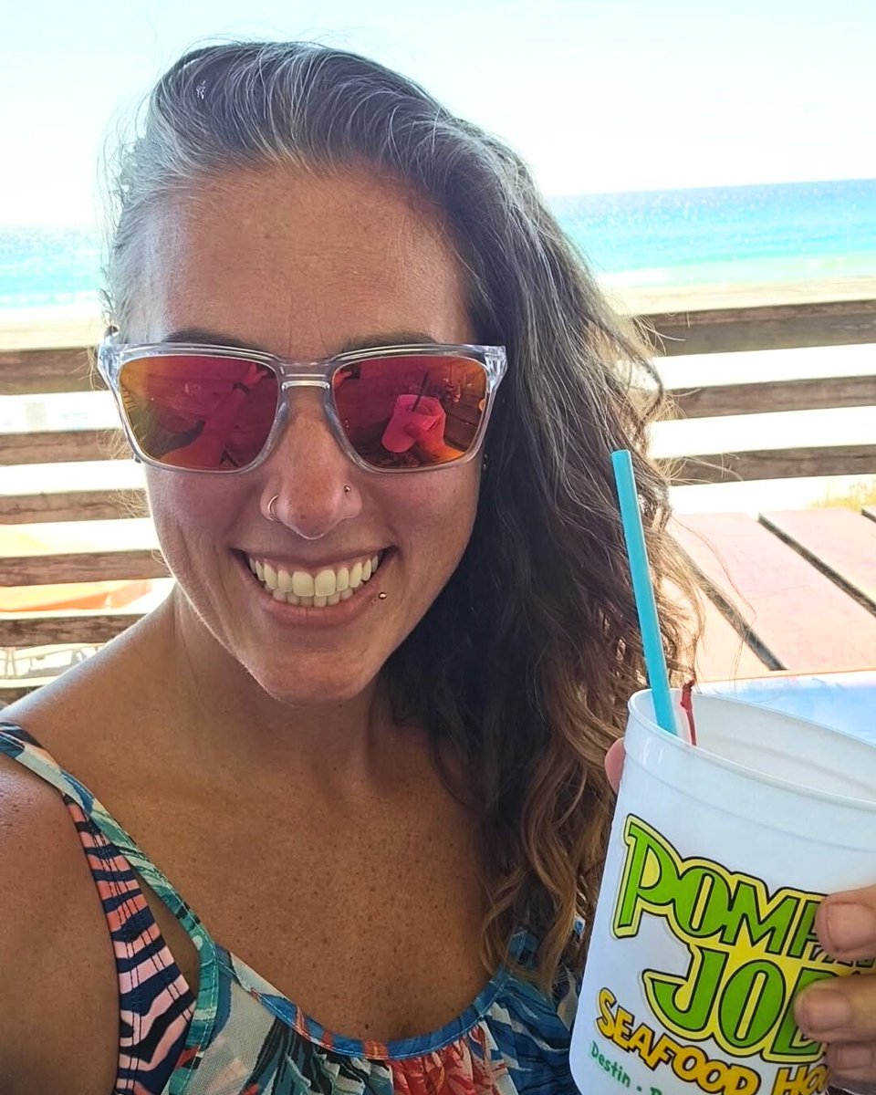 phade Straws tweet media