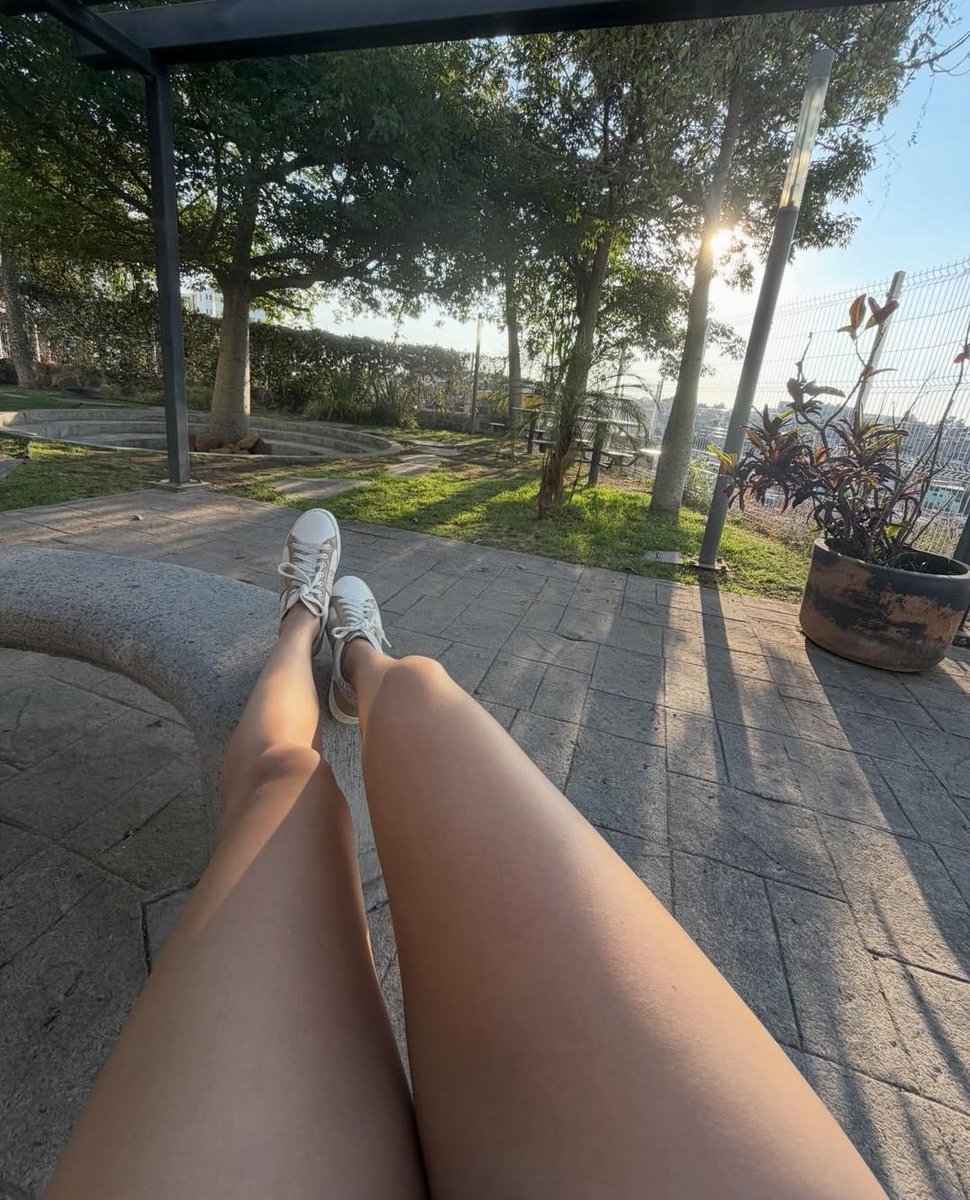 Sandy Sw tweet media