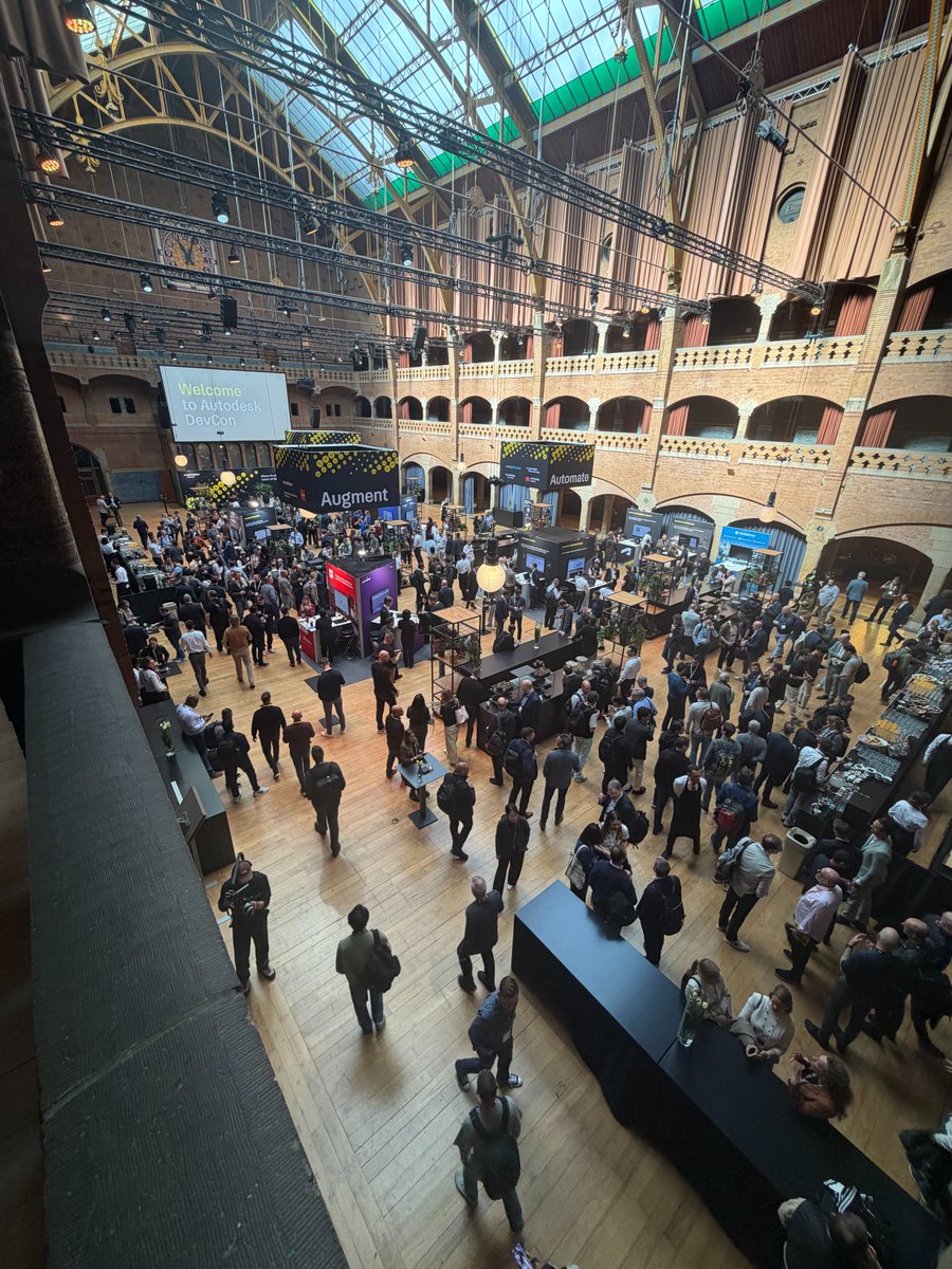 GlobalETraining's tweet image. Wow, it’s been an absolutely fantastic time at @autodesk #DevCon2026 so far! 👏🏼

The GeT team have been enjoying an incredible week of learning, sharing ideas and connecting with so many great people across the industry.

#Autodesk #DevCon #AI #DigitalTransformation #AEC #AECO