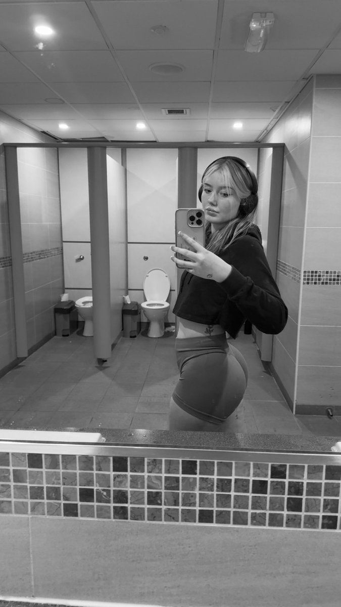 Soph🦋 tweet media