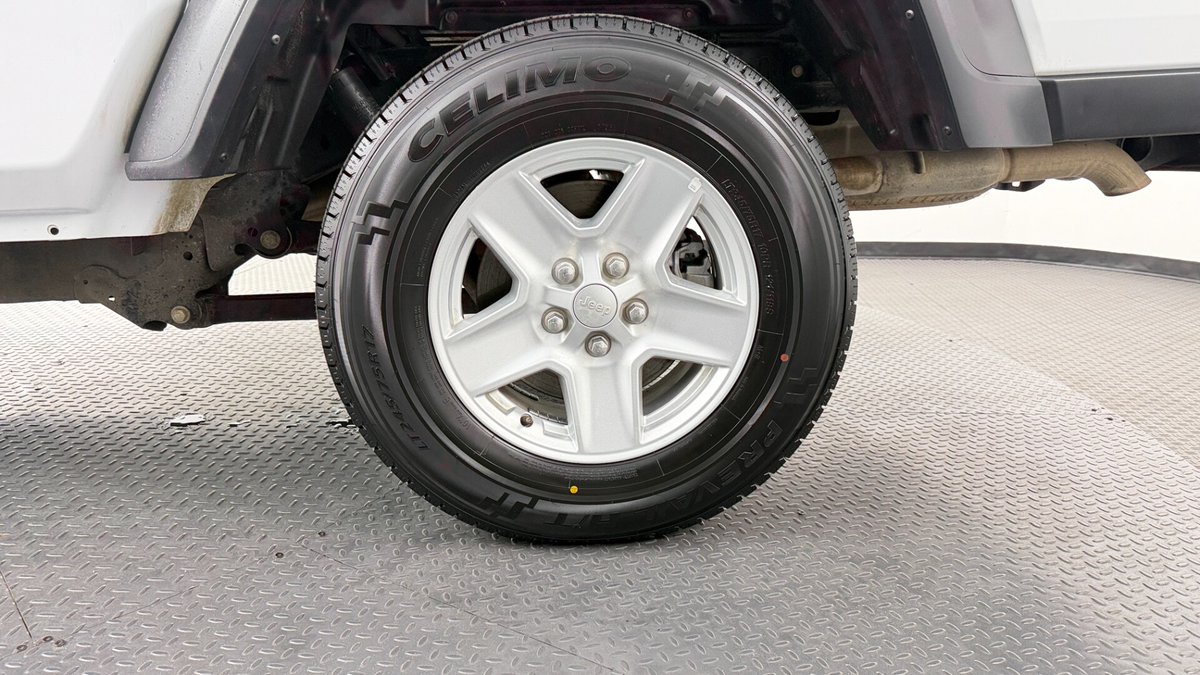 Florida Fine Cars tweet media