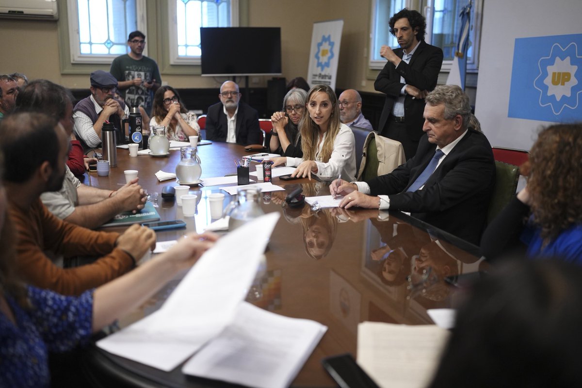 Agustín Rossi tweet media
