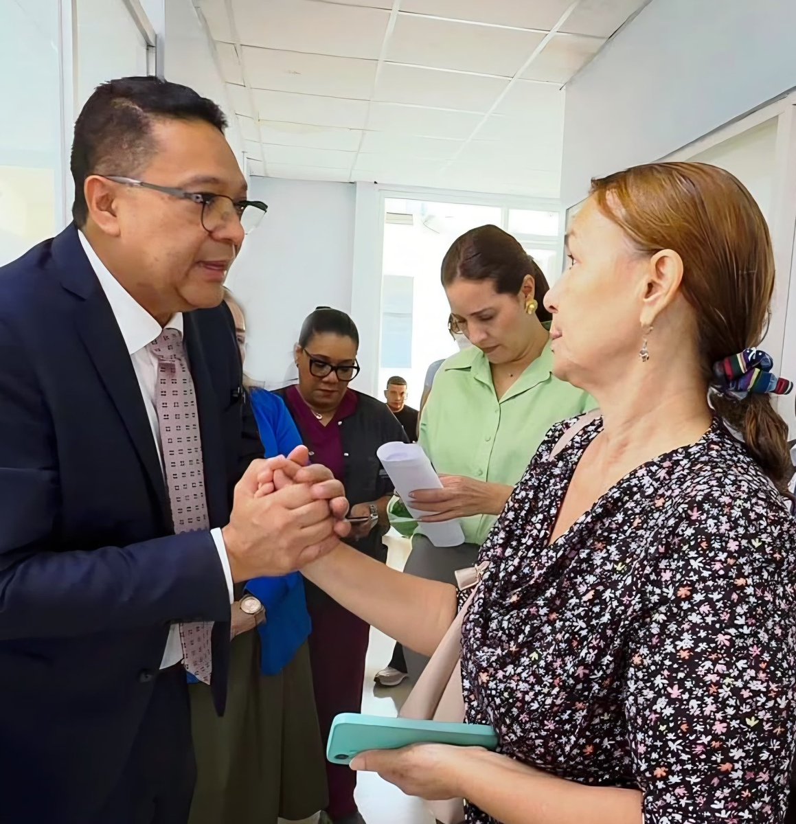 Dinomonv tweet media