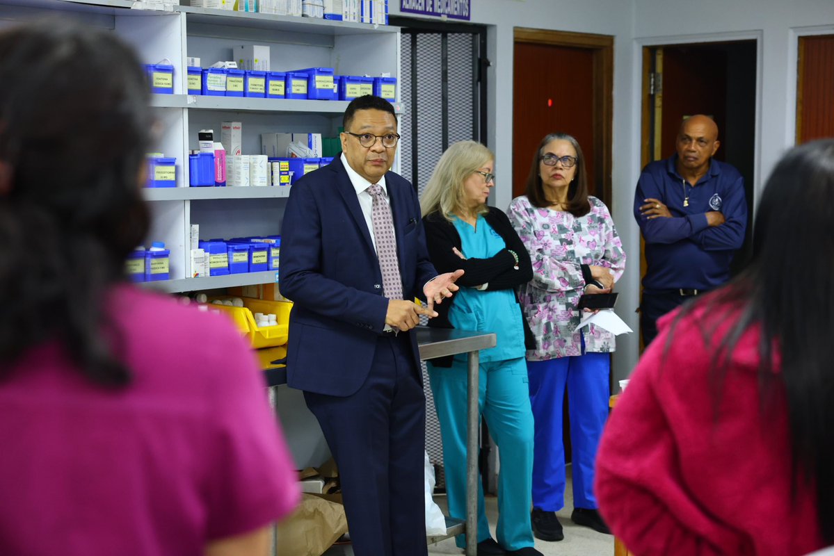 Dinomonv tweet media