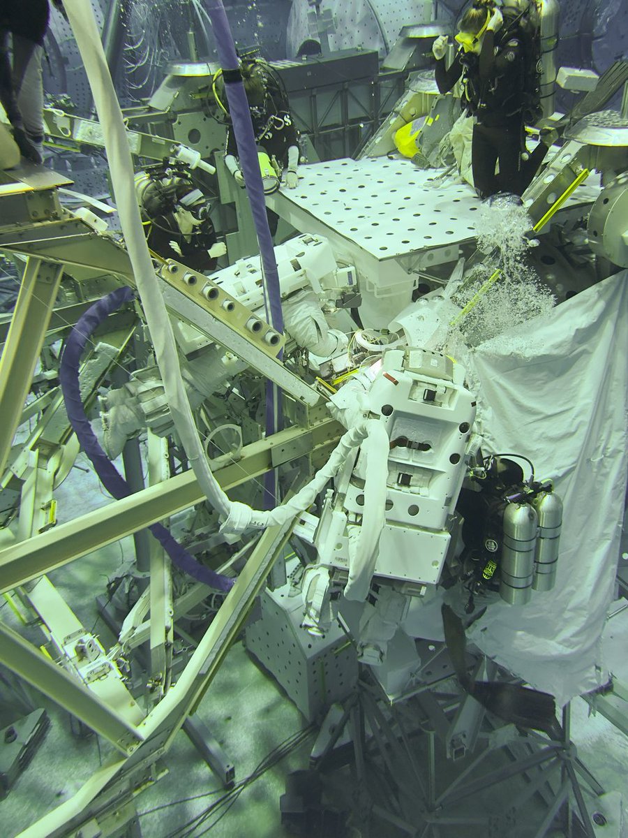 astro_anil's tweet image. A lot of spaceflight training is about building confidence before the real work begins. NBL training brings classroom instruction and pool runs together so crews can learn the procedures, practice them carefully, and build familiarity over time. That preparation is what makes