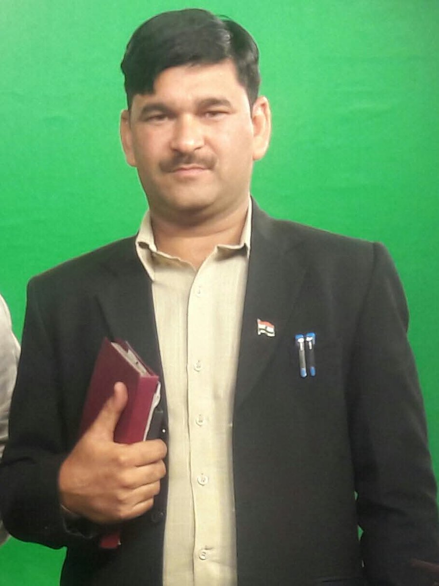 rajeev0171981's tweet photo. करंट लगने से हुई मासूम गुलाम रजा की मौत का मामला पंहुचा राष्ट्रीय मानव अधिकार आयोग,
मृतक बच्चे के परिजनों को दिलाऊंगा न्याय और मुआवजा भी - 
राजीव कुमार शर्मा https://t.co/rPEOpr1ABz