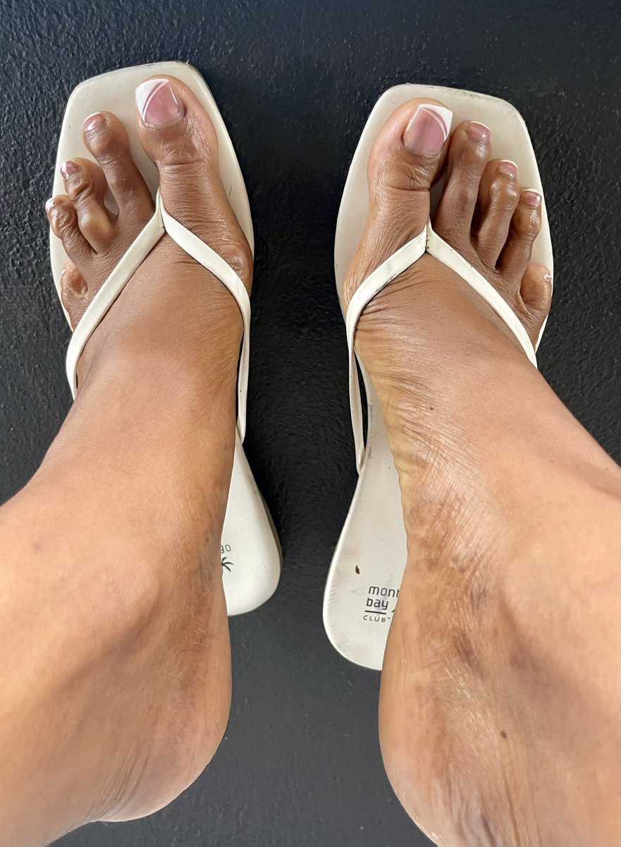 Tall Latin goddess official✨ tweet media