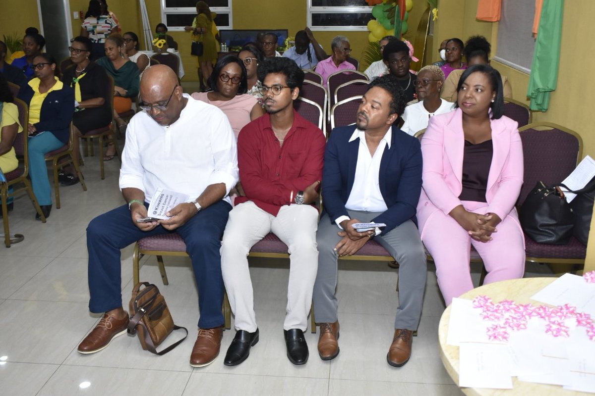 JaCancerSociety's tweet image. Your contribution helps us deliver critical screening, education &amp;amp; care across Jamaica 🙏
🔗 Read more:
jamaicaobserver.com/2026/04/15/ama…

jamaica-gleaner.com/article/news/2…

#Gratitude #FightCancer #JamaicaCancerSociety #Kiwanis