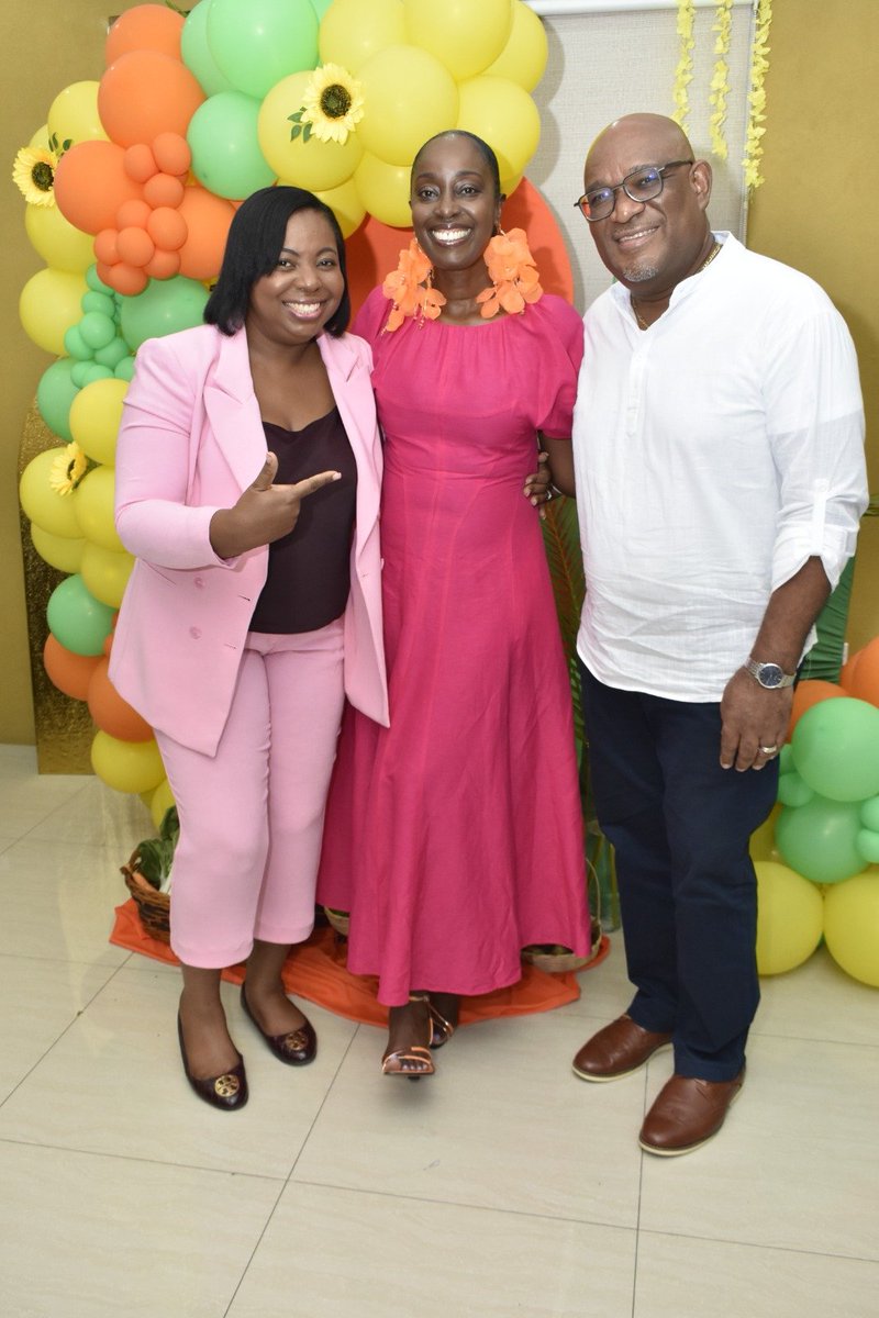 JaCancerSociety's tweet image. Your contribution helps us deliver critical screening, education &amp;amp; care across Jamaica 🙏
🔗 Read more:
jamaicaobserver.com/2026/04/15/ama…

jamaica-gleaner.com/article/news/2…

#Gratitude #FightCancer #JamaicaCancerSociety #Kiwanis