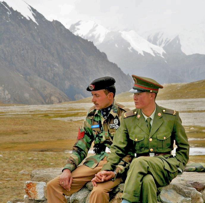 لالہ مصری خان tweet media