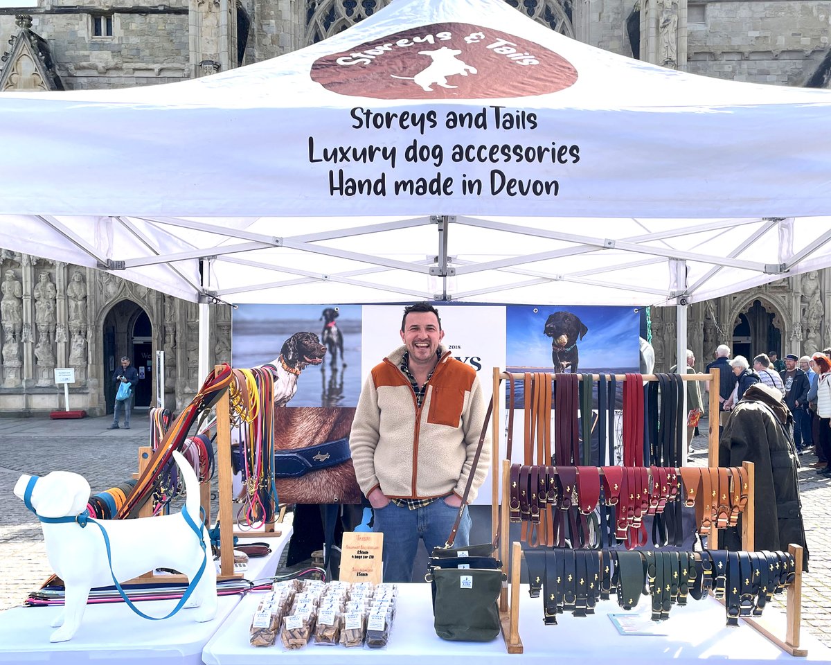 Exeter Cathedral tweet media