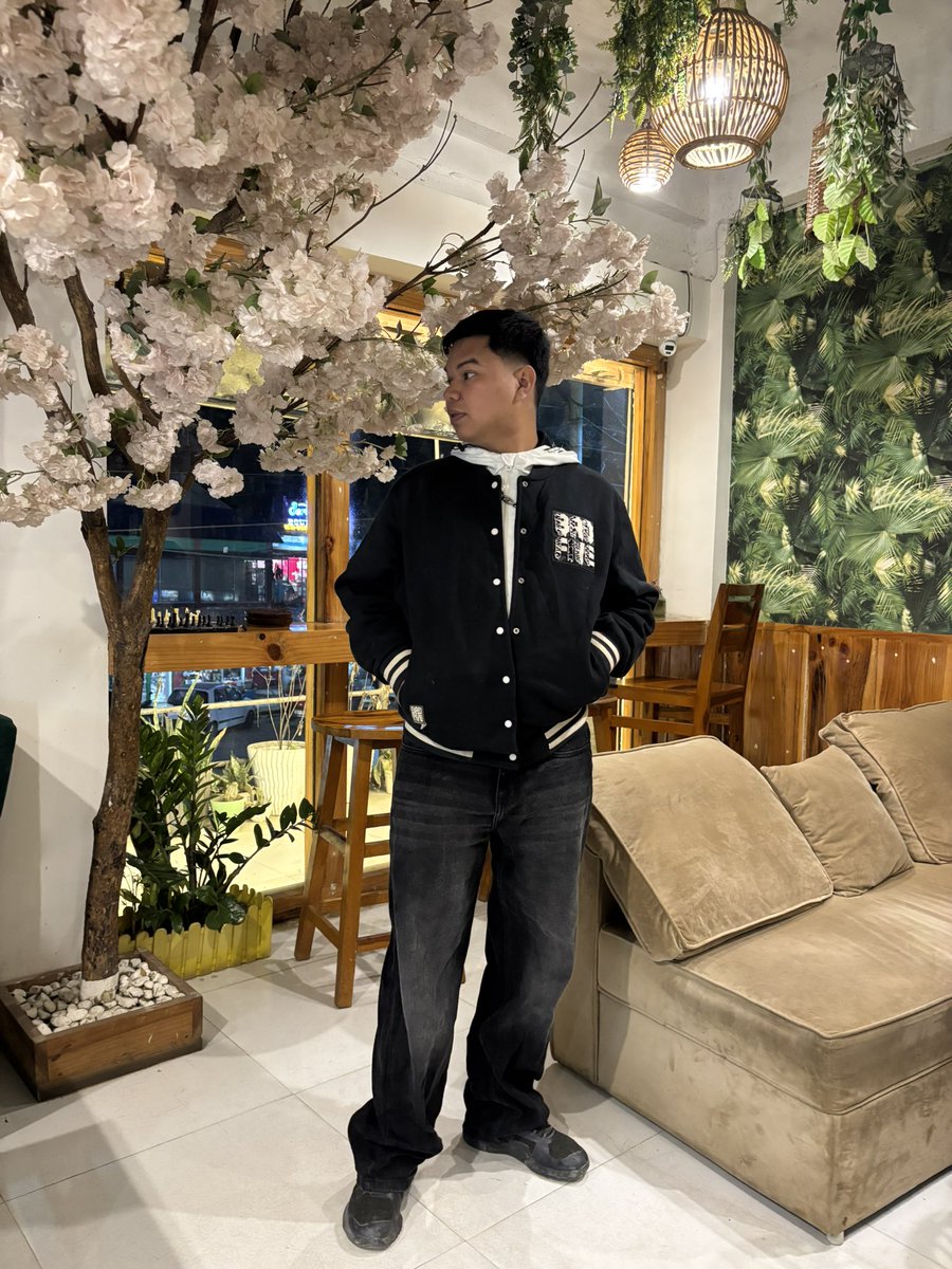 FrankyTheEng's tweet photo. cash out don’t crashed out https://t.co/hyMwLNYMHa