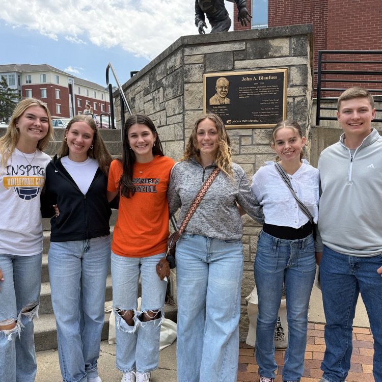 Juniors from Waverly and Lebo attended Future Healthcare Day at ESU. Students had the opportunity to learn about art therapy, clinical counseling and psychology as well as the laboratory sciences.