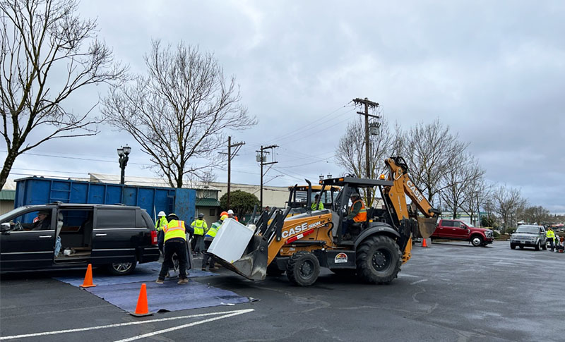MyEverettNews's tweet image. City of Everett Hosting Recycling Collection Event This Saturday: myeverettnews.com/2026/04/15/cit… Great chance to get rid of difficult to recycle items. #everett #cityofeverett #recycle