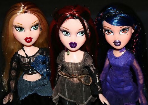 CureDestiny's tweet photo. Welcome back midnight dance https://t.co/ZxQ5XDBAtT