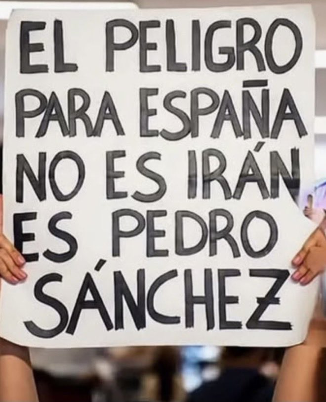 Olga 🇪🇦 (@olgapatriavox) on Twitter photo 