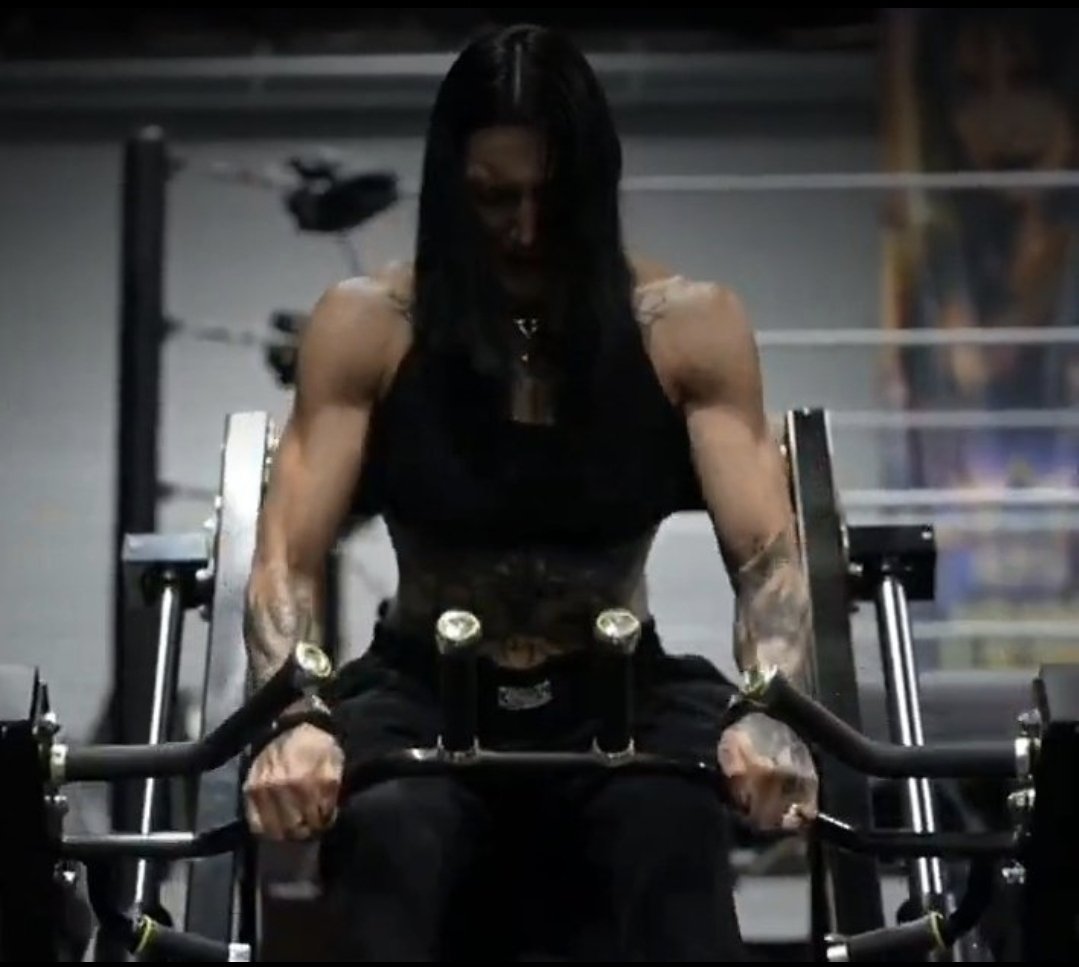 auro; rhea ripley 🔥 tweet media