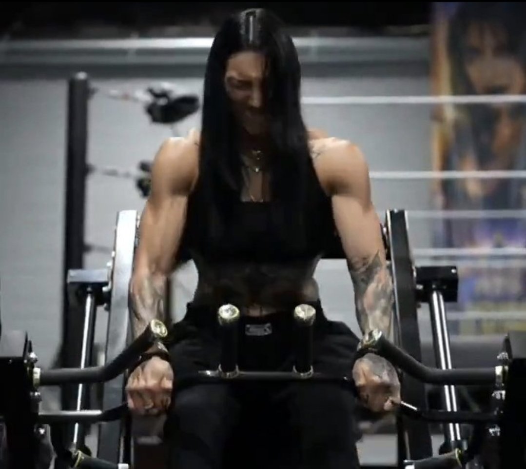 auro; rhea ripley 🔥 tweet media