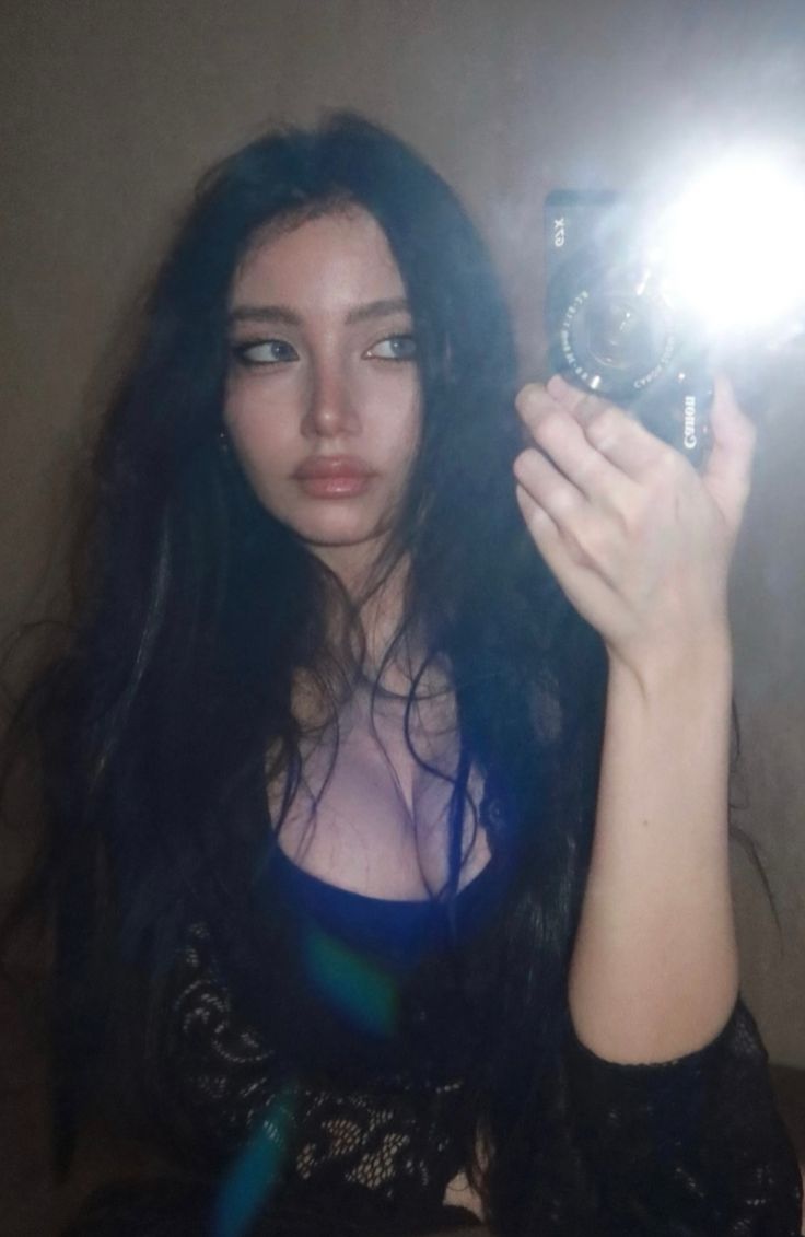 𝐳𝐚𝐡𝐫𝐚✨ tweet media