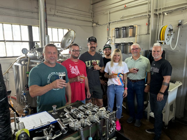 usfsp's tweet image. At this year’s Bulls &amp;amp; Brews by the Bay, guests can enjoy #USF’s first university-branded beer — the St. Pete Pilsner!🍻

Part of the brewing team that developed the beer is USF St. Pete grad Brian Brown.

Learn how he helped shape the beer ⬇️
ow.ly/3ILY50YK3vm
