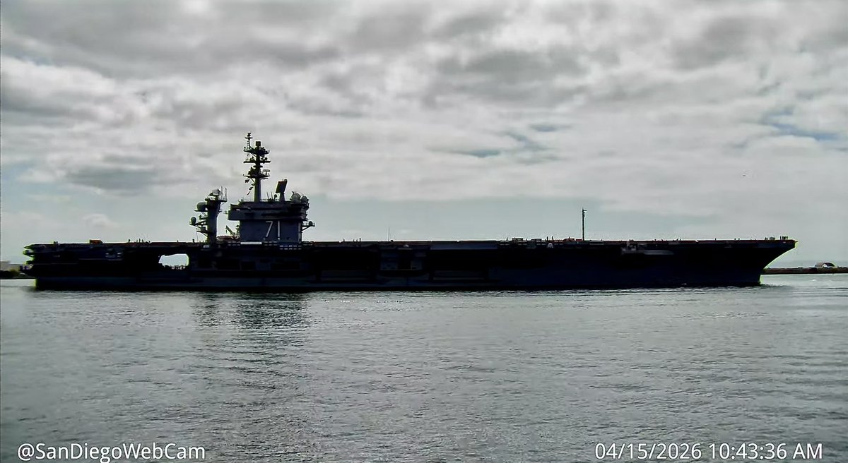 WarshipCam tweet media