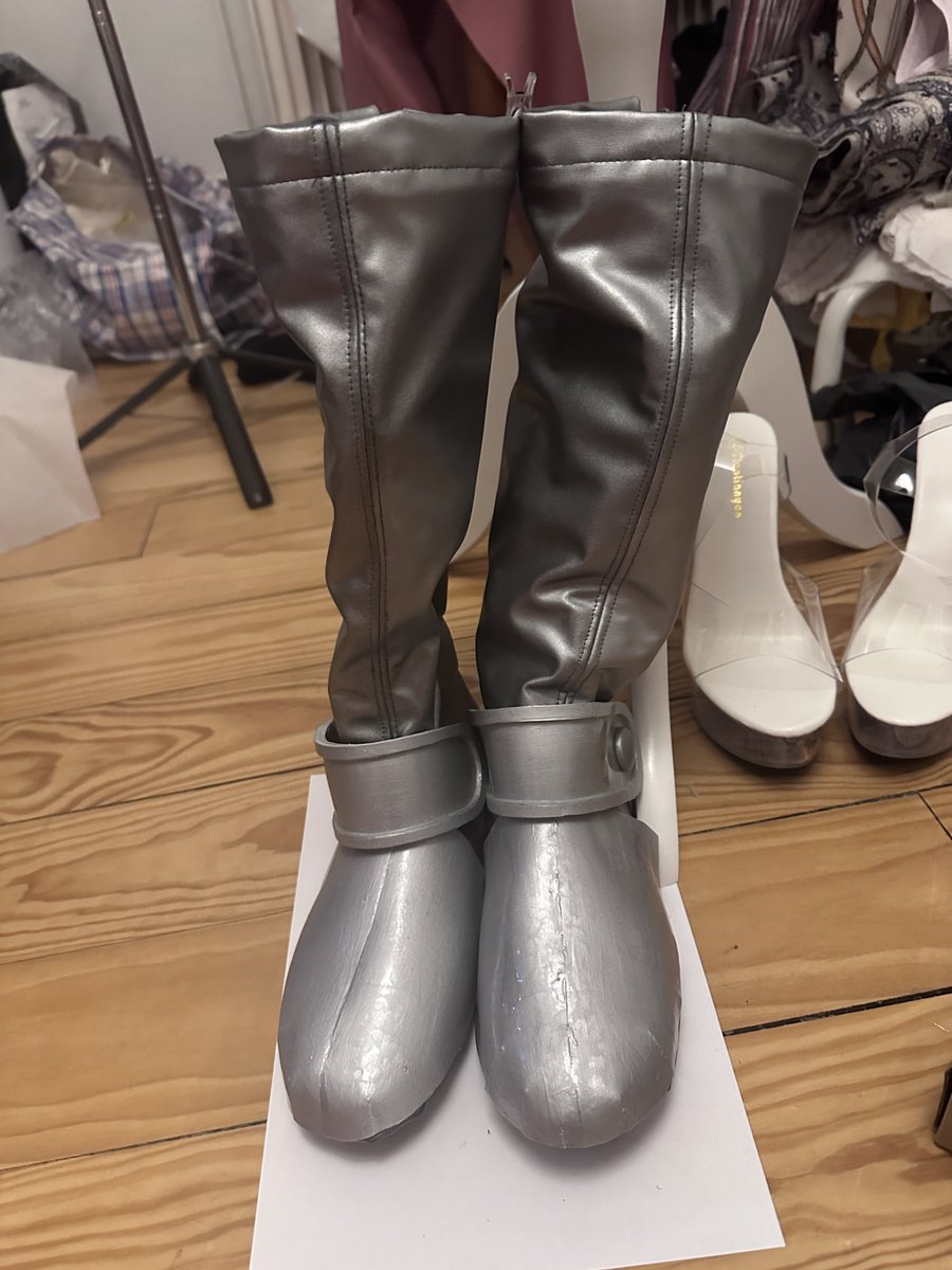 鮭田いくら🍣🐰 5/29🇩🇪DOKOMIクリエイターテーブル tweet media