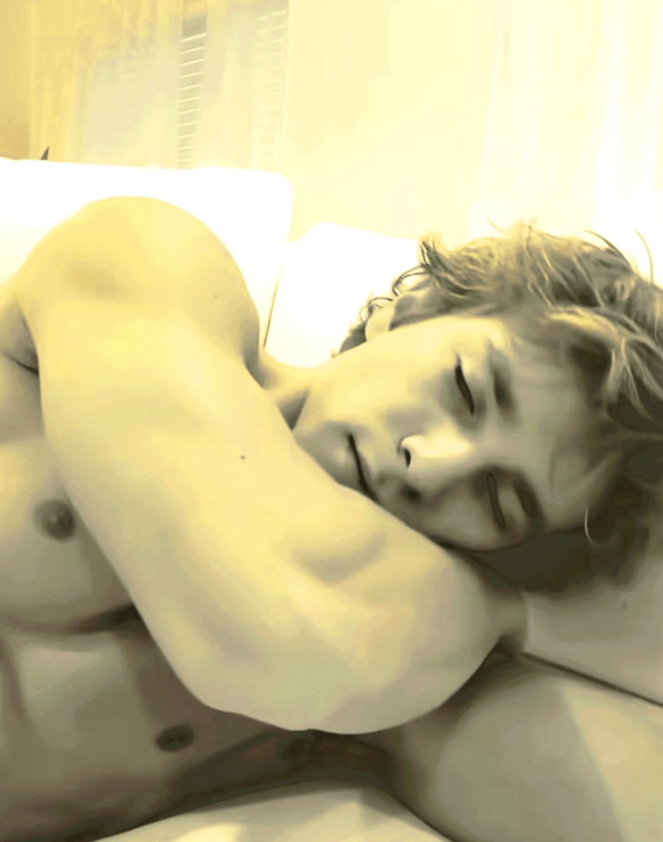 𝐀𝐏𝐎𝐋𝐋𝐎 tweet media