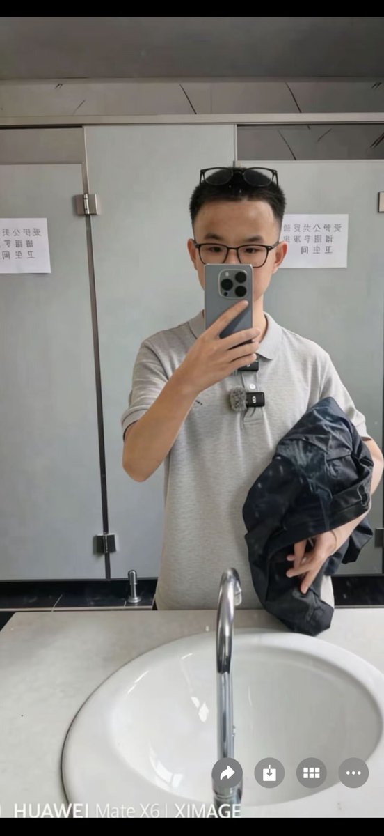 芙宁娜娜💙Furinana (王者归来版） tweet media