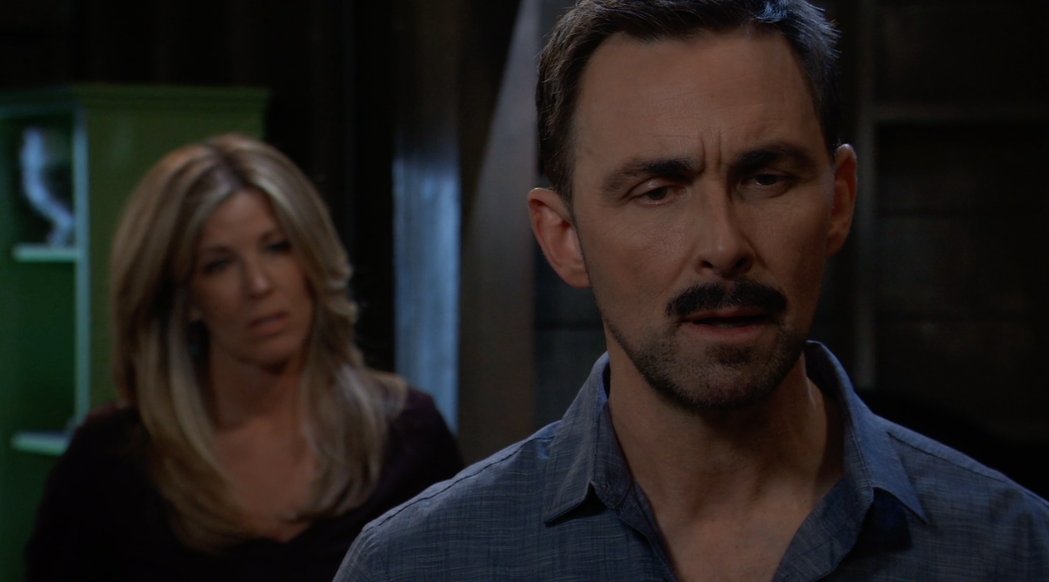 GeneralHospital's tweet image. Valentin can't help but worry about Anna. Is there any way to ease his mind without seeing her in person?
An intense, new #GH starts RIGHT NOW on ABC! @japastu @lldubs