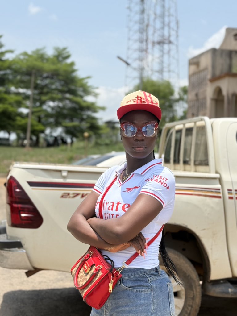 ___✝️owealth🤍 tweet media