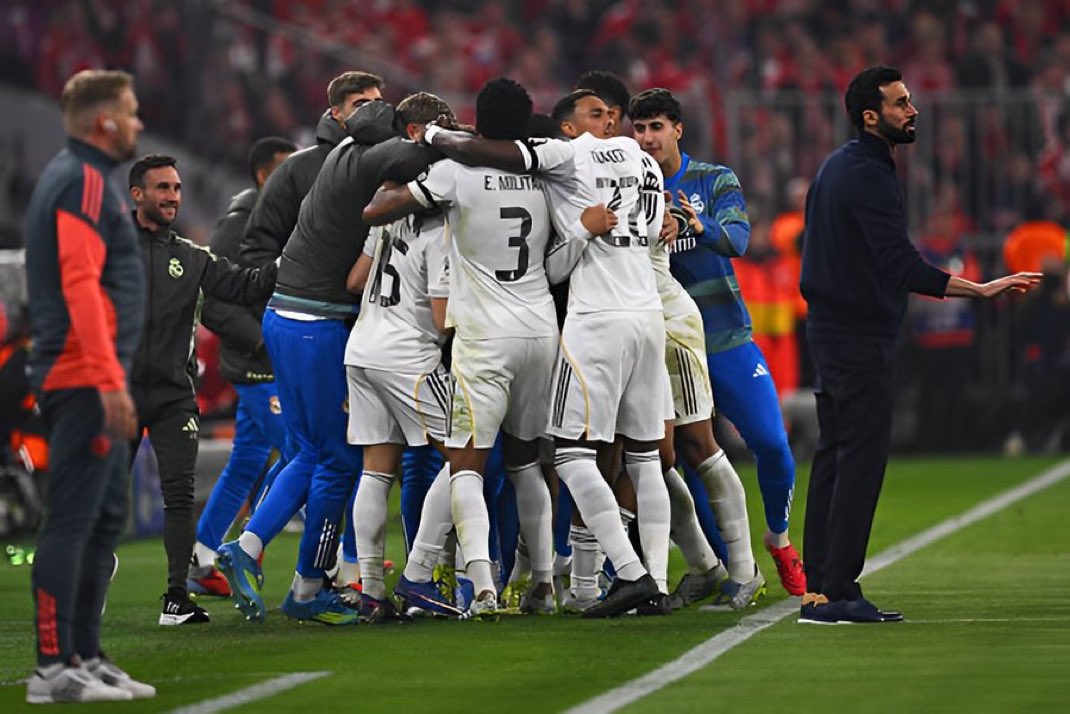 بــنـــدر ⓯ tweet media