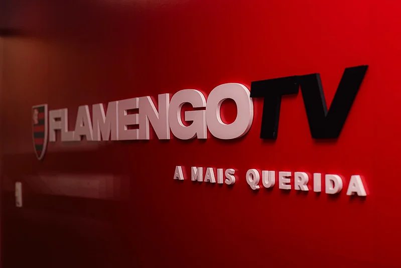 📺 La #FlaTV non ha rivali, il canale #YouTube social del #Flamengo presenta, ad oggi:

✅ Quasi 8 MILIONI di iscritti 
✅ 1 MILIARDO di visualizzazioni totali ogni anno tra short, video e gare on demand.
✅ Partite LIVE GRATIS per i fan all'estero.

Dalle analisi pre-gara ai