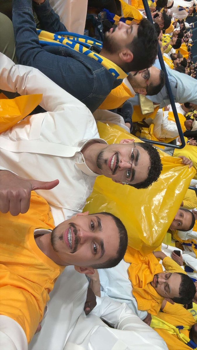 t11o_'s tweet photo. حاضر عشان مزنة بس على الي شفته من جمهور النصر والله شي محزن عطوهم اي كأس https://t.co/3l5i9KzraS