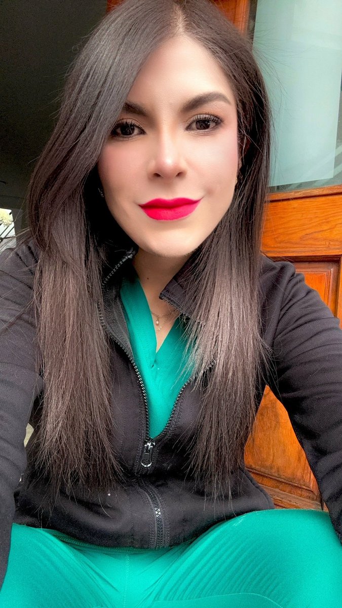 Tranquila, enfocada y en paz conmigo 🫰🏽