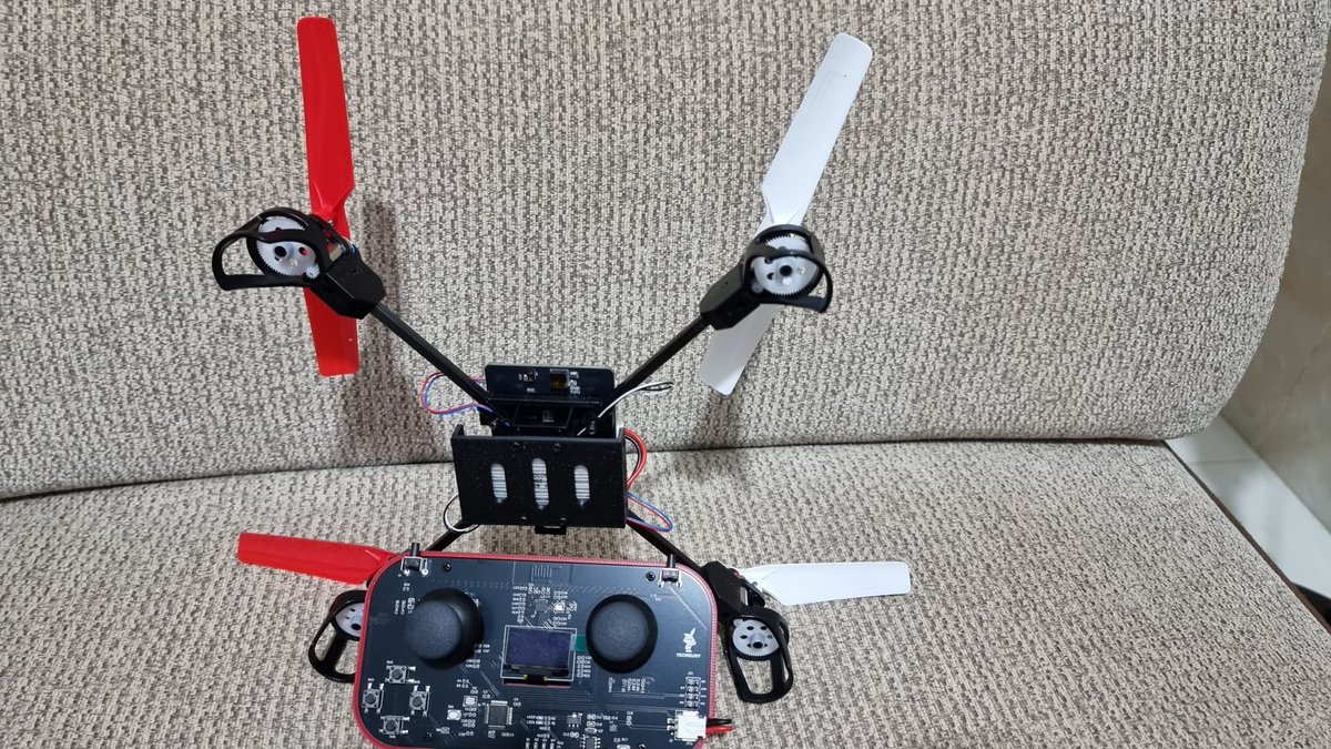 LightBrain_'s tweet photo. From simulation to reality 🚀

What started as a virtual concept is now taking physical form. Our drone system is coming to life—step by step, component by component.

This is how innovation moves: from idea → simulation → real-world application.

#Drones #Innovation #Robotics https://t.co/neHMaWyU2Y
