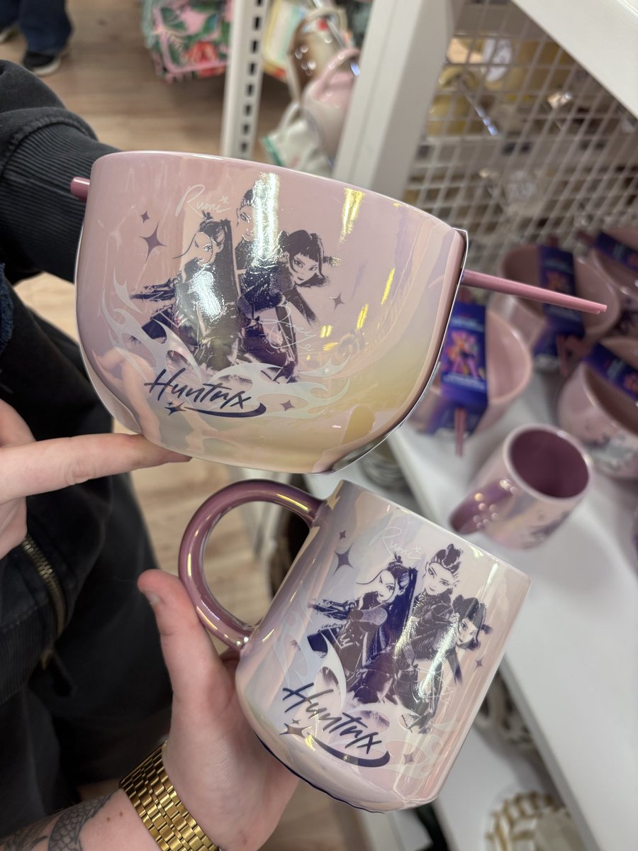 Korra🍆 tweet media