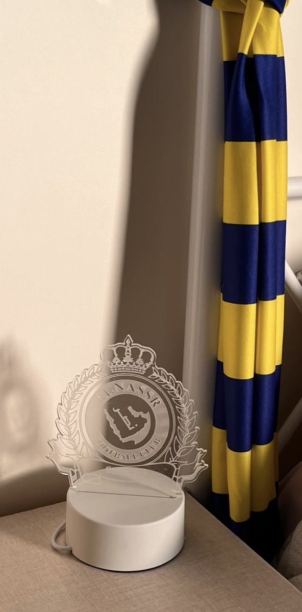 💛||نووسة صفراآاآآء 💛 tweet media