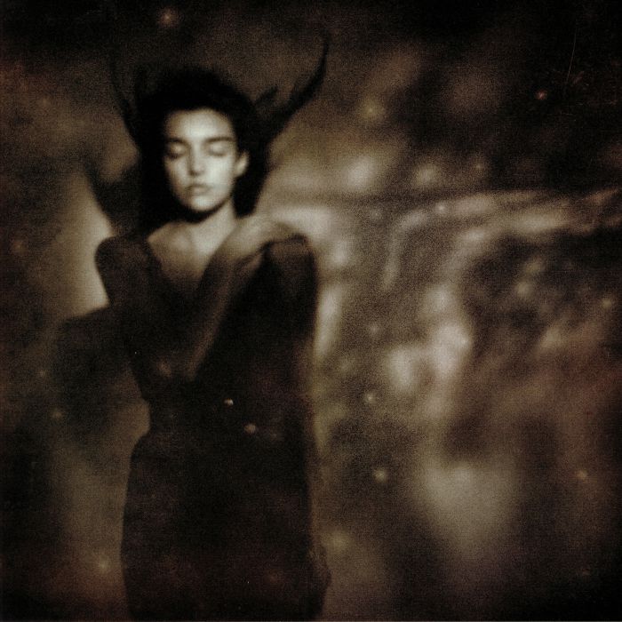 soundstoryuk's tweet image. #nowplaying  
This Mortal Coil 
-  Kangaroo 
 youtu.be/rYW25RVAvfA
