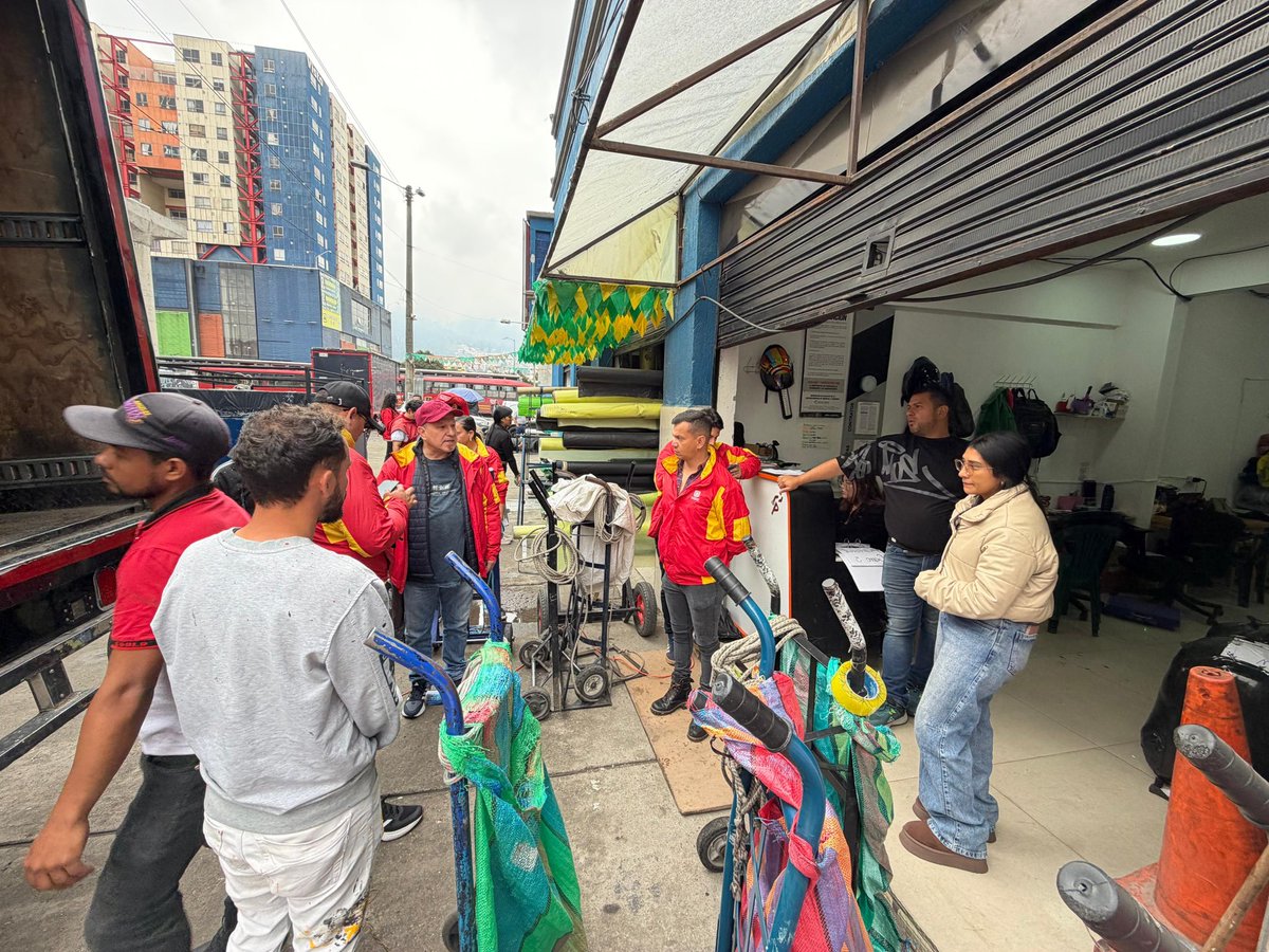 Defensoría del Espacio Público tweet media