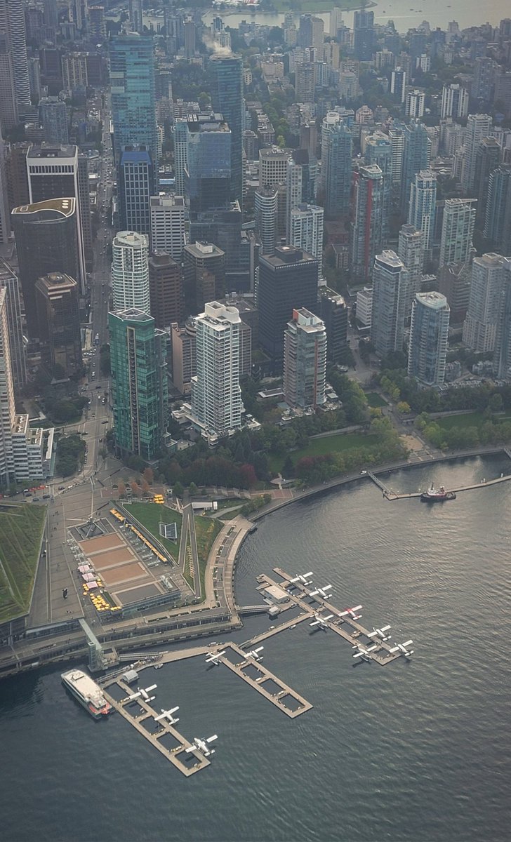 TrishJewison's tweet image. Hump Day photo dump around #Vancouver 📷