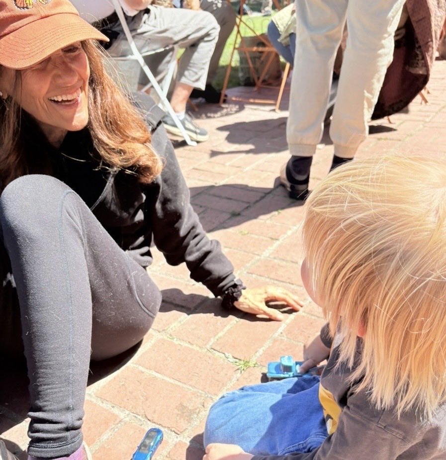 Betsy Franco tweet media