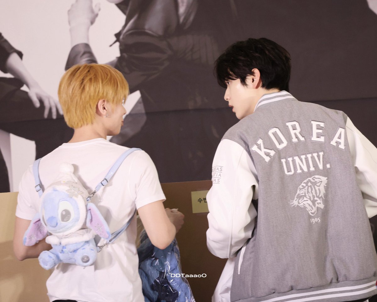 lipa ࿔ ia tweet media