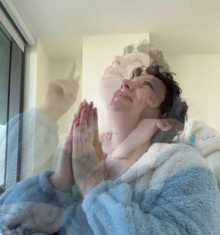 em ࣪𖤐.ᐟ tweet media