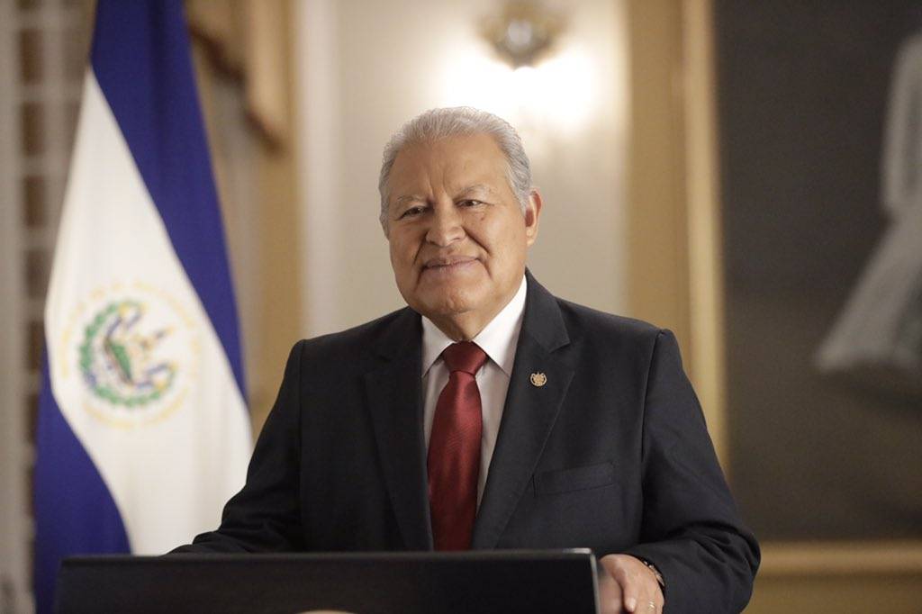Le FMLN dément la mort de Salvador Sánchez Cerén
 guana.link/aUKh8tC