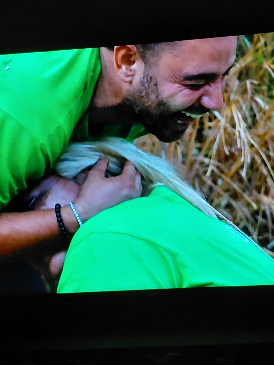 A TV Friend 📺 🍭 #FBPE Vito Coppola ✨️ 💙🌊 tweet media