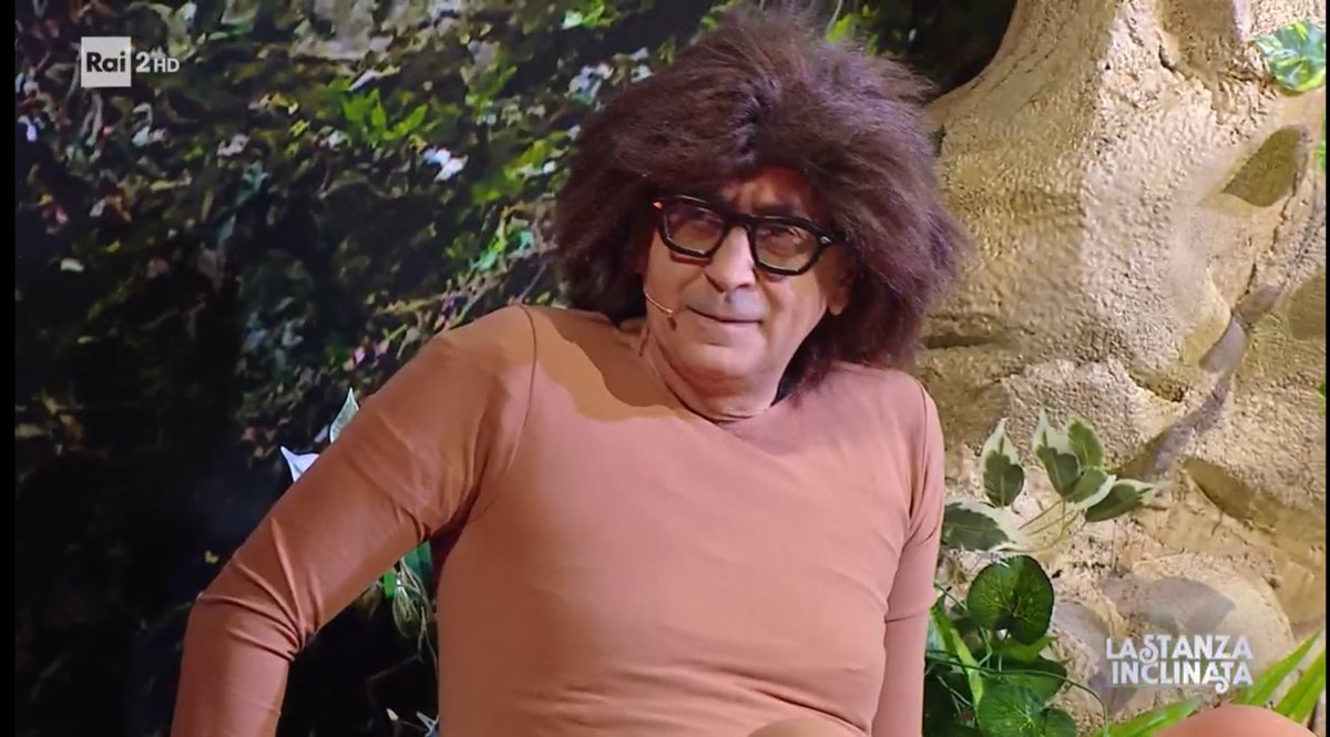Co-conduttrice del festival di Sanremo 2027:

#staseratuttoèpossibile