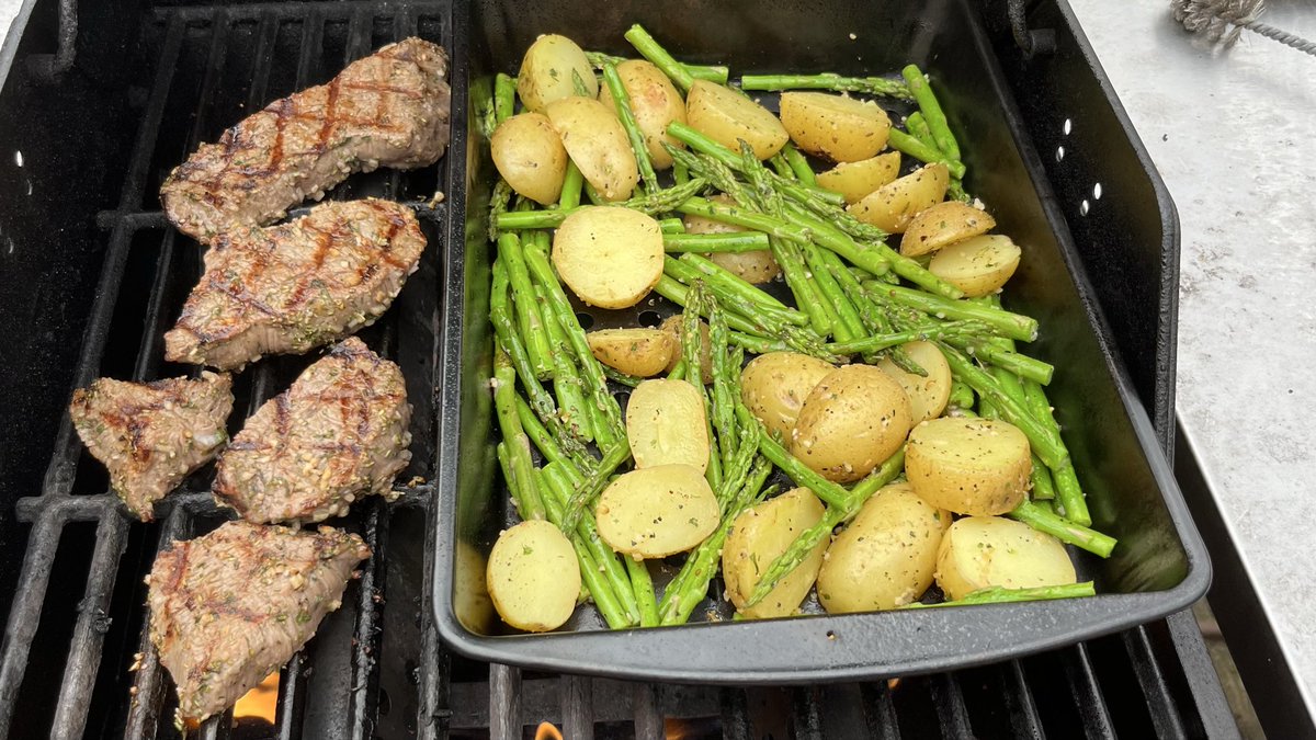 Fat Betty Creations tweet media