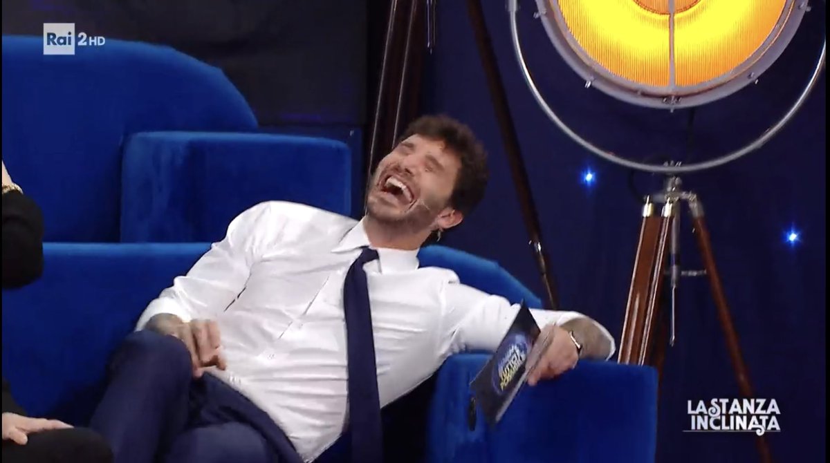 ✨ultimo tweet di apprezzamento settimanale per Stefano De Martino di questa edizione, ma ci vediamo a Sanremo27✨

#staseratuttoèpossibile