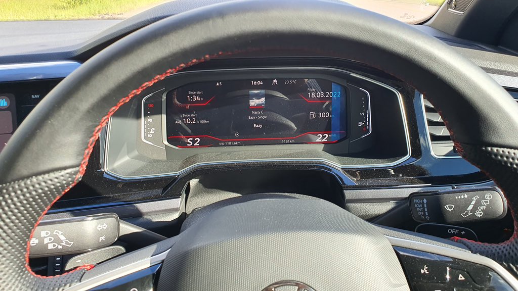 muzy747's tweet image. March 2022 🥹